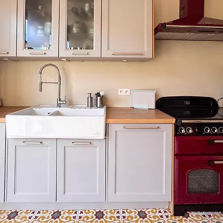 Verveine Marguerite 14 Personnes Avec Jacuzzi