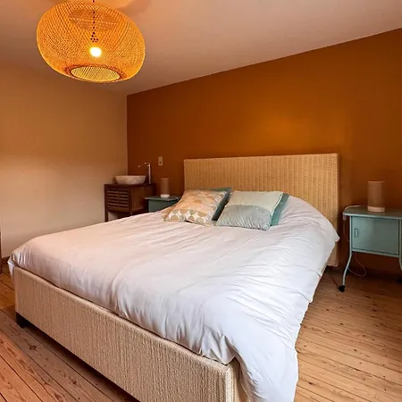 Verveine Marguerite 14 Personnes Avec Jacuzzi Ferienhaus