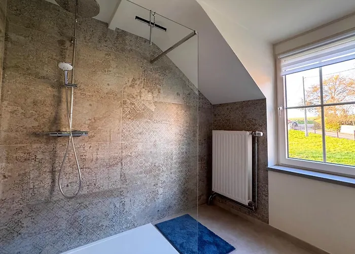 Verveine Marguerite 14 Personnes Avec Jacuzzi *